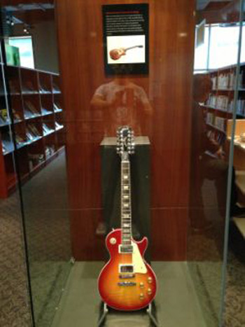Gibson Guitar