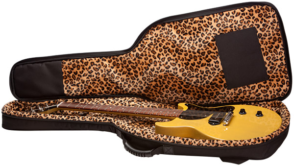Billie Joe Armstrong Gibson BJA-Double-Cut-Case-Shot