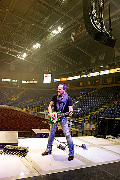 Def Leppard Guitarist Vivian Campbell
