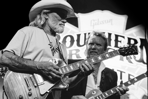 The great Dickey Betts with the Southern Rock Tribute 1959 Les Paul