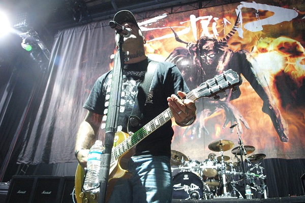 Aaron Lewis