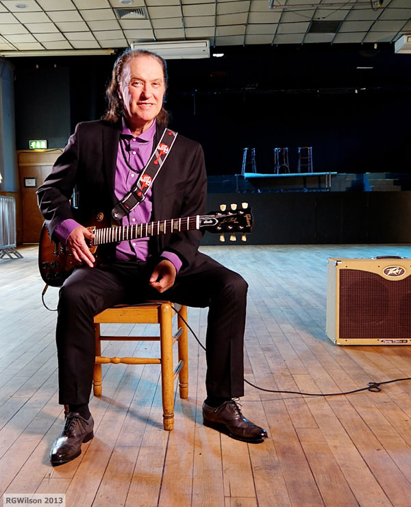 Gibson Guitar Greats Dave Davies