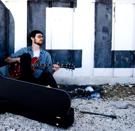 Saves the Day's David Soloway with ES-330 Saves the Day's David Soloway with ES-330
